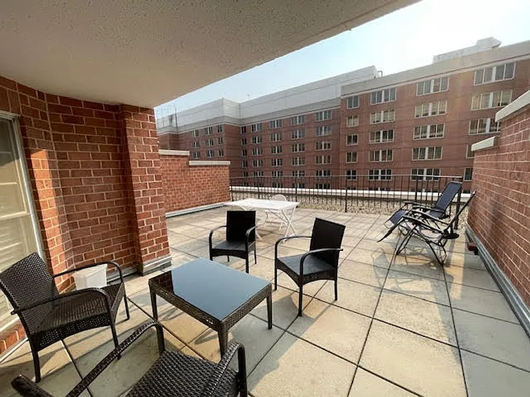 1230 23rd St NW #502 — Photo 14