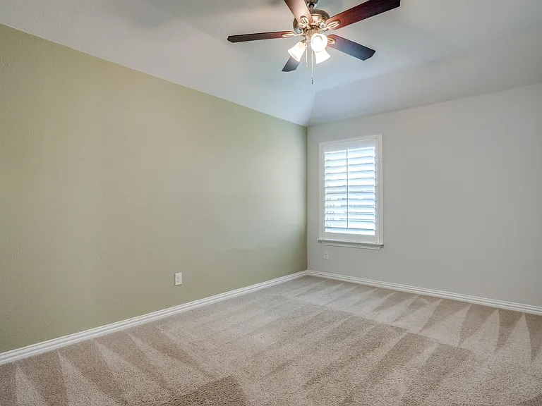 6229 Gloucester Dr — Photo 20