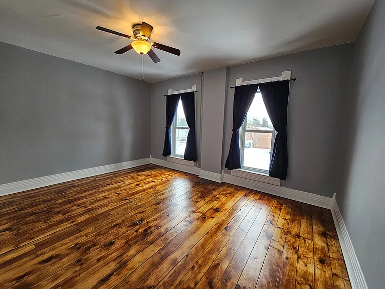 816 W Wayne St — Photo 14