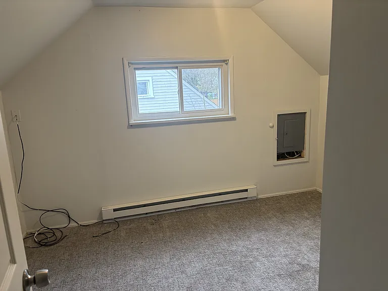 282 N Beverly Ave — Photo 14