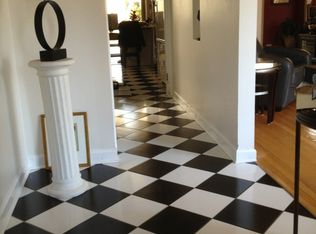 6209 N Ridgeway Ave, Chicago, IL 60659