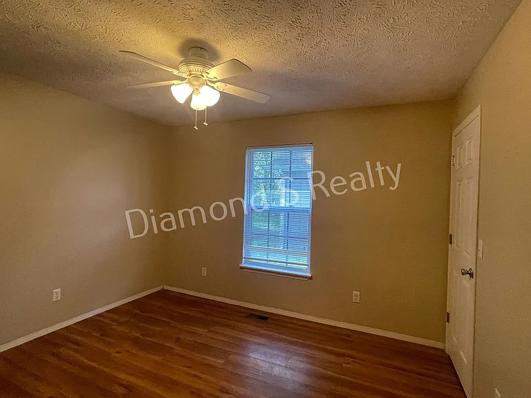 1454 N Ethyl Ave — Photo 5