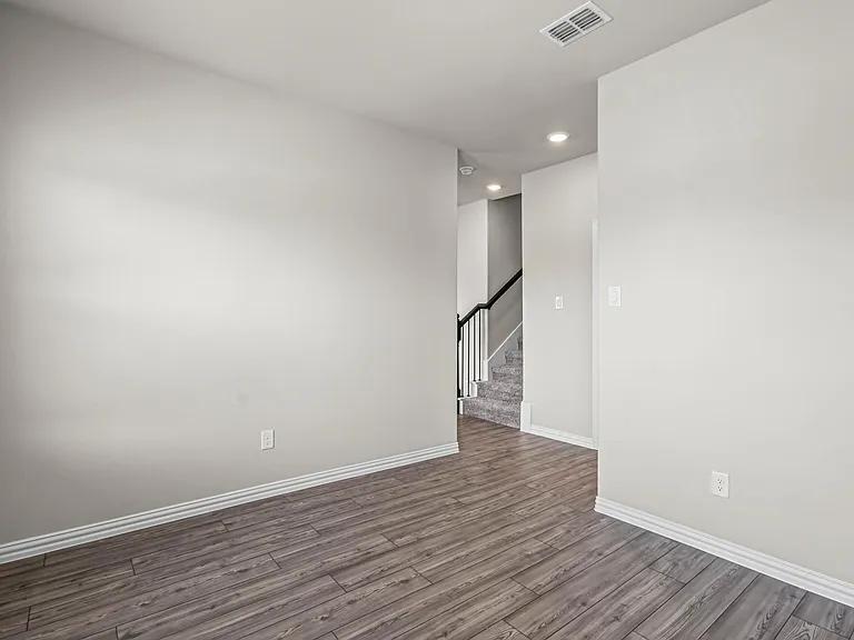 210 Monarch Way — Photo 9