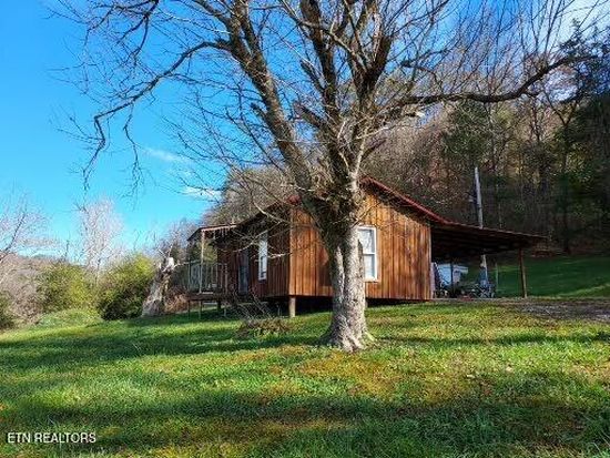 844 Clinch River Cir, Sneedville, TN 37869