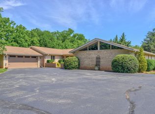 453 Wirtz Rd, Wirtz, VA 24184