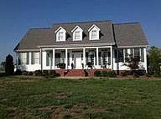 233 Berwick Ln, Benton, KY 42025