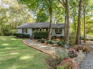 7017 Knotty Pine Rd, Waxhaw, NC 28173