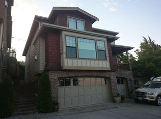 3230 11th Ave W, Seattle, WA 98119