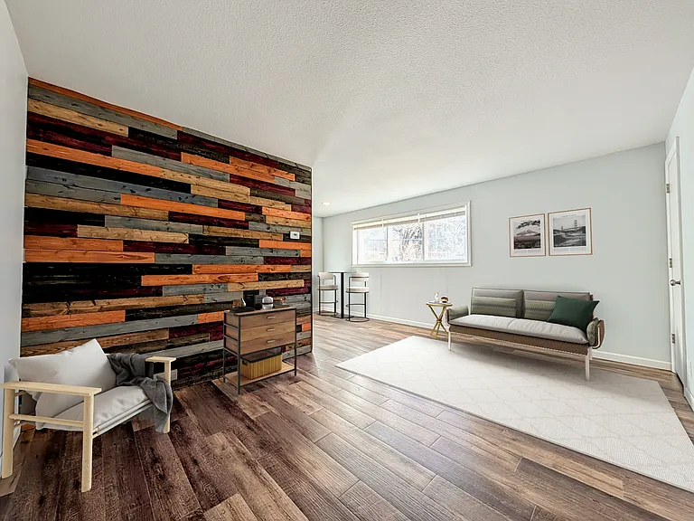 306 Central Dr #8 — Photo 1
