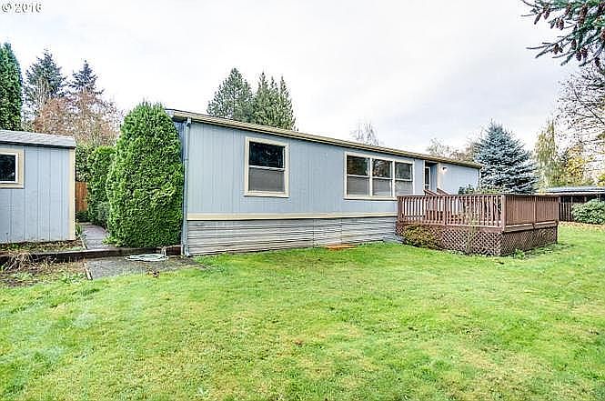 Back of house W/deck