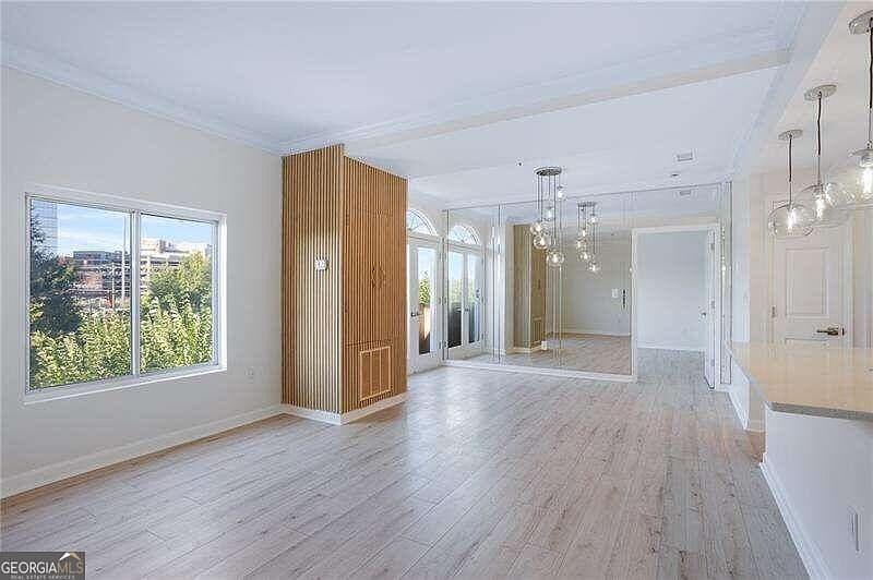 1st image of 2161 Peachtree Rd NE APT 304