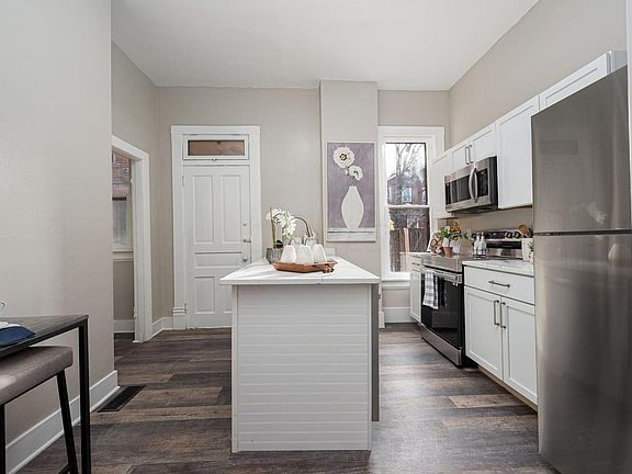 5th image of 1256 Neil Ave #1256