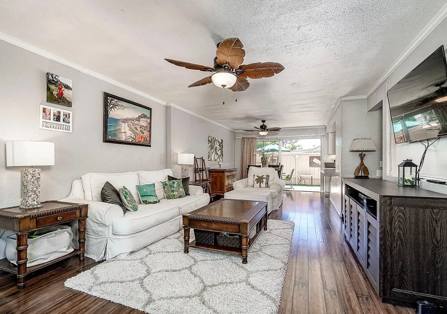 Recently upgraded townhome in gated community with marina access — Photo 3