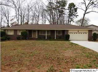 120 Nottingham Rd, Rainbow City, AL 35906