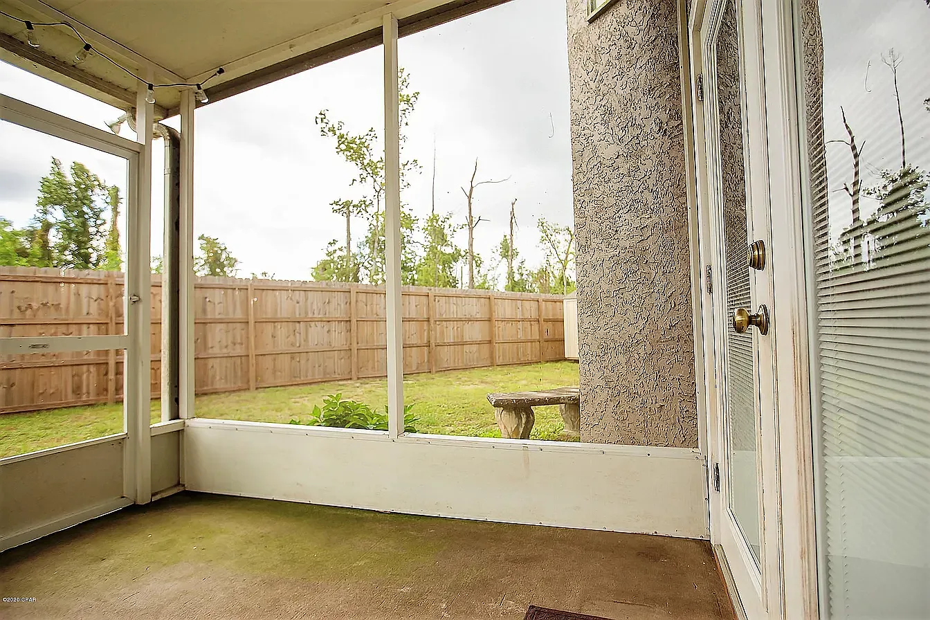 3 bed, 2.5 bath, 1632 sqft, $2,200 — Photo 3