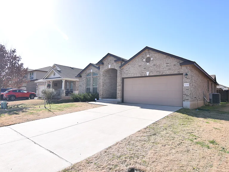 1230 Fawn Lily Dr — Photo 3