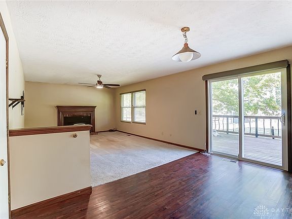 3rd image of 6153 Gentry Woods Dr