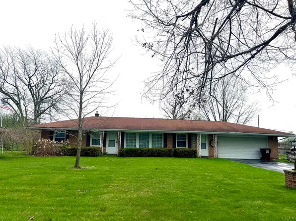 1016 River Acres Dr, Tecumseh, MI 49286