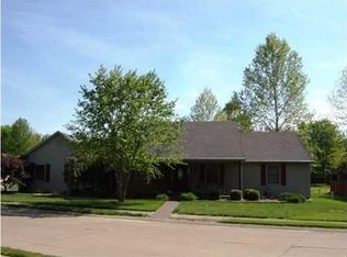 4311 Summer Creek Ln, Newburgh, IN 47630