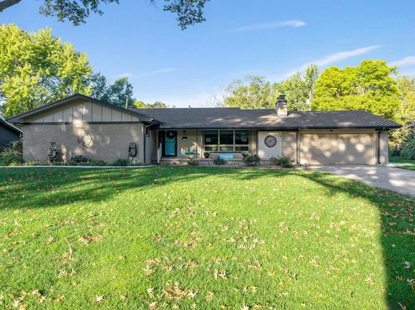 355 N Fairway Ave, Wichita, KS 67212