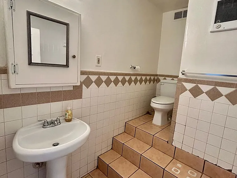 2400 A St #1305 — Photo 9