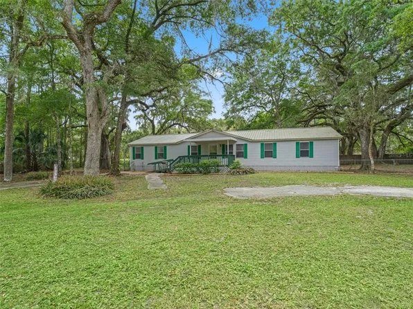 11560 NE 225th St, Fort Mc Coy, FL 32134