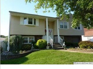 23 Carlow Way, Hazlet, NJ 07730
