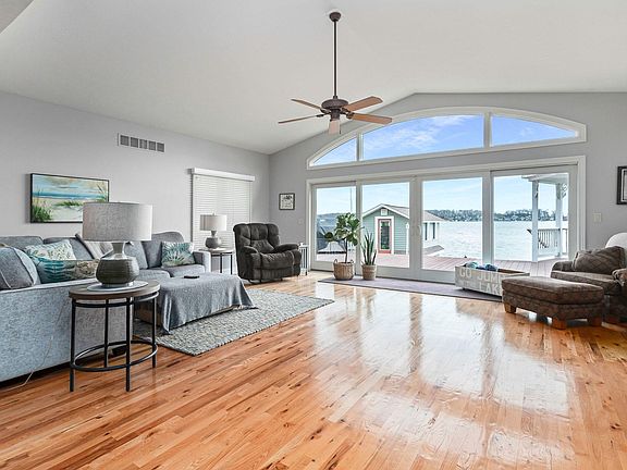 3rd image of 23605 N Shore Dr