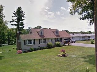 240 Chandler Rd, Andover, MA 01810