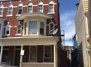 729 W Poplar St APT 1, York, PA 17401