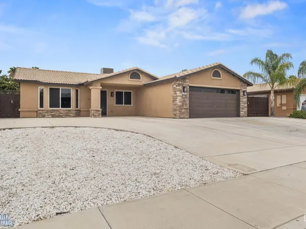 103 Granite Ln, Delano, CA 93215