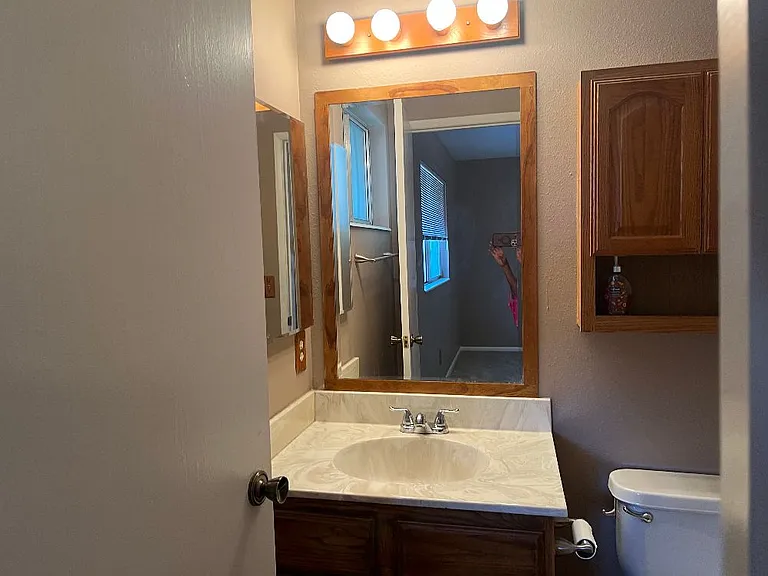 2261 Tangerine St — Photo 12
