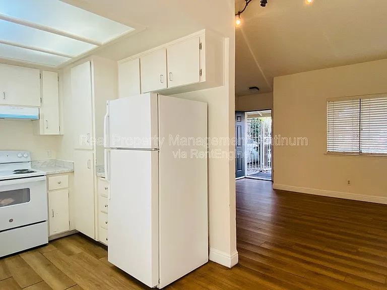2967 Terry Ave — Photo 13