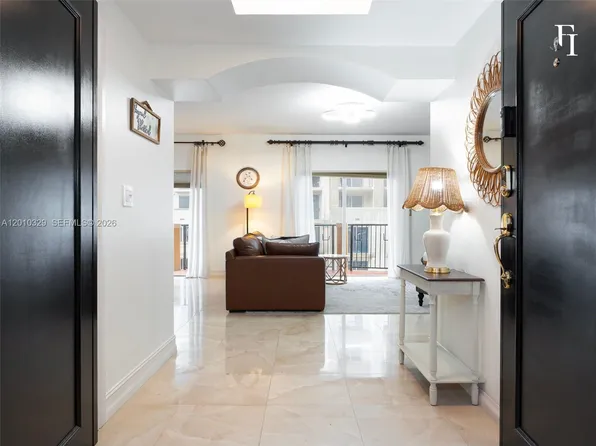 322 Madeira Ave APT 405, Coral Gables, FL 33134