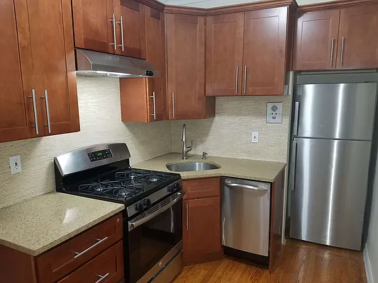 Sold by Benjamin Realty Since 1980 | media 15