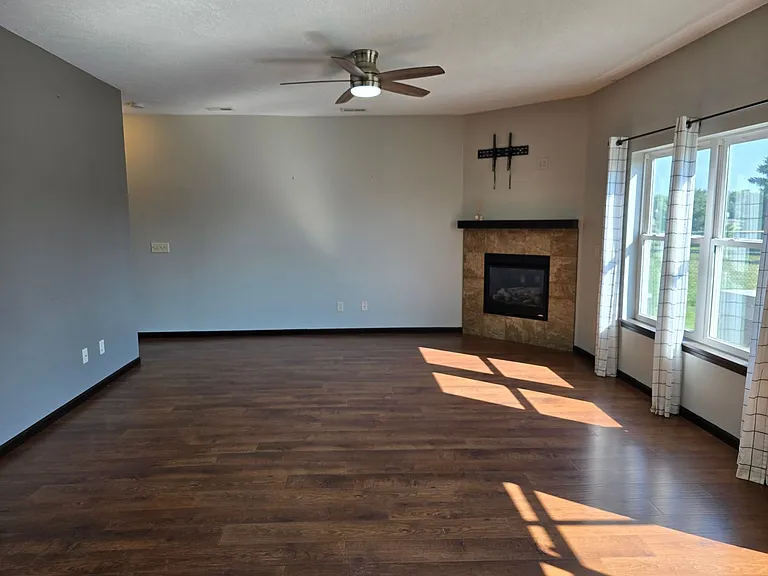 901 Coffie Farm Rd — Photo 10