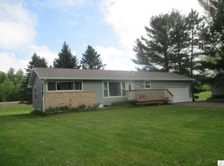 91 8th St, Moose Lake, MN 55767