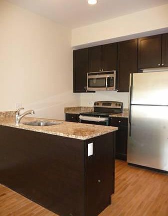 3rd image of 326 N Sloan St #3