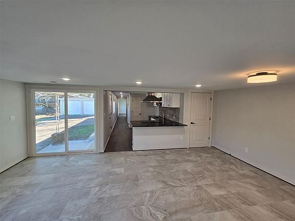 4th image of 474 Preston Shores Dr