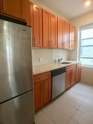 Rented by Bohemia Realty Group | media 6