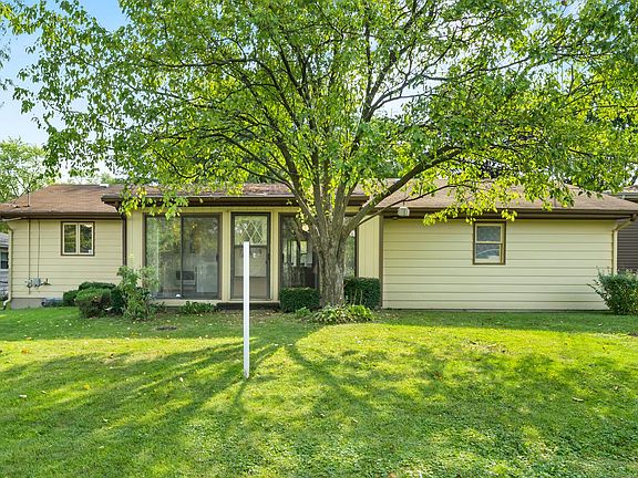 2nd image of 1013 Wellman Ave