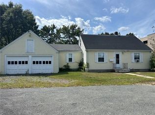 249 Chestnut St, Warwick, RI 02888