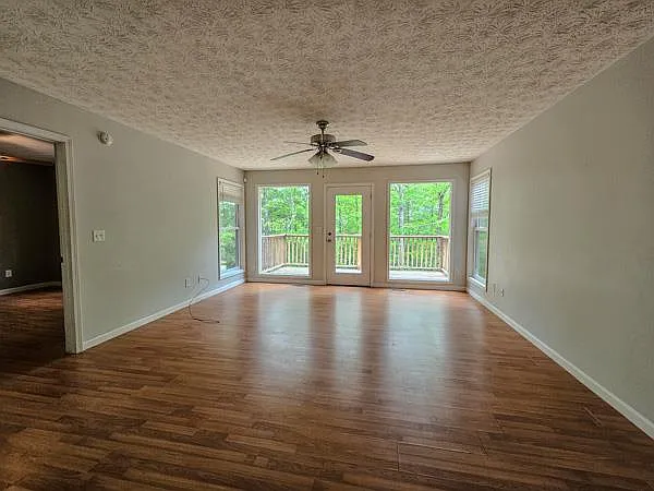 48 Rose Ct — Photo 14