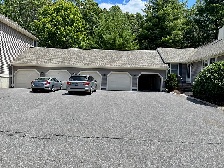 5 Garages between You & Your Closest Neighbors