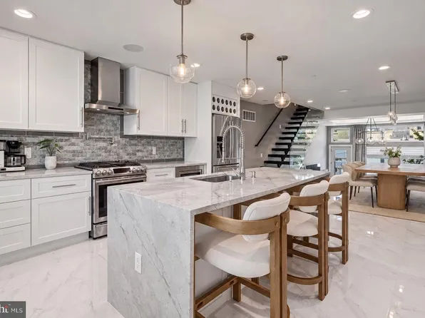 430 E Wildey St, Philadelphia, PA 19125