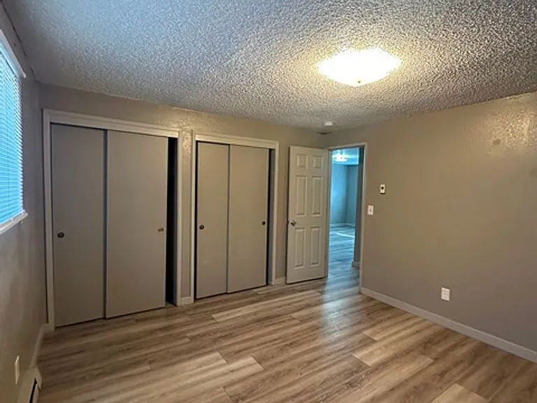 542 Riverside Dr #1 — Photo 9