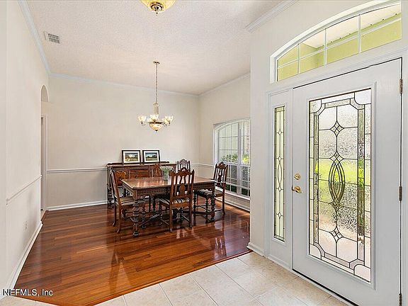 4th image of 3629 SHADY WOODS Street S