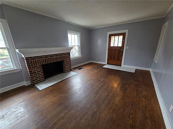 3rd image of 701 N 25th St
