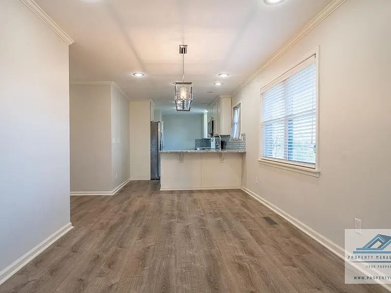 205 High Rd — Photo 11
