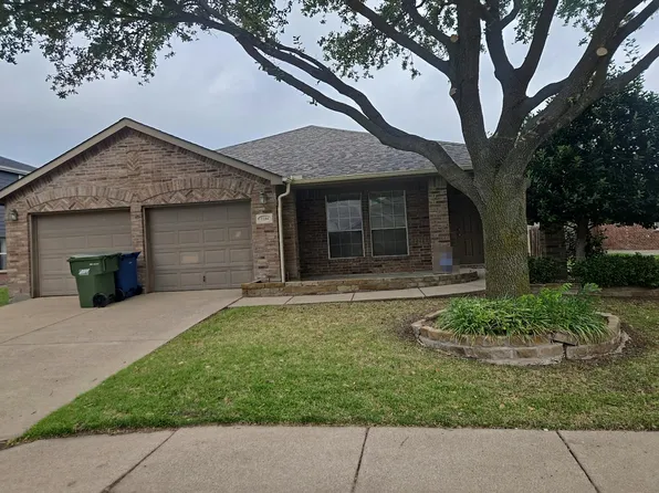 1104 Kimbro Dr, Forney, TX 75126